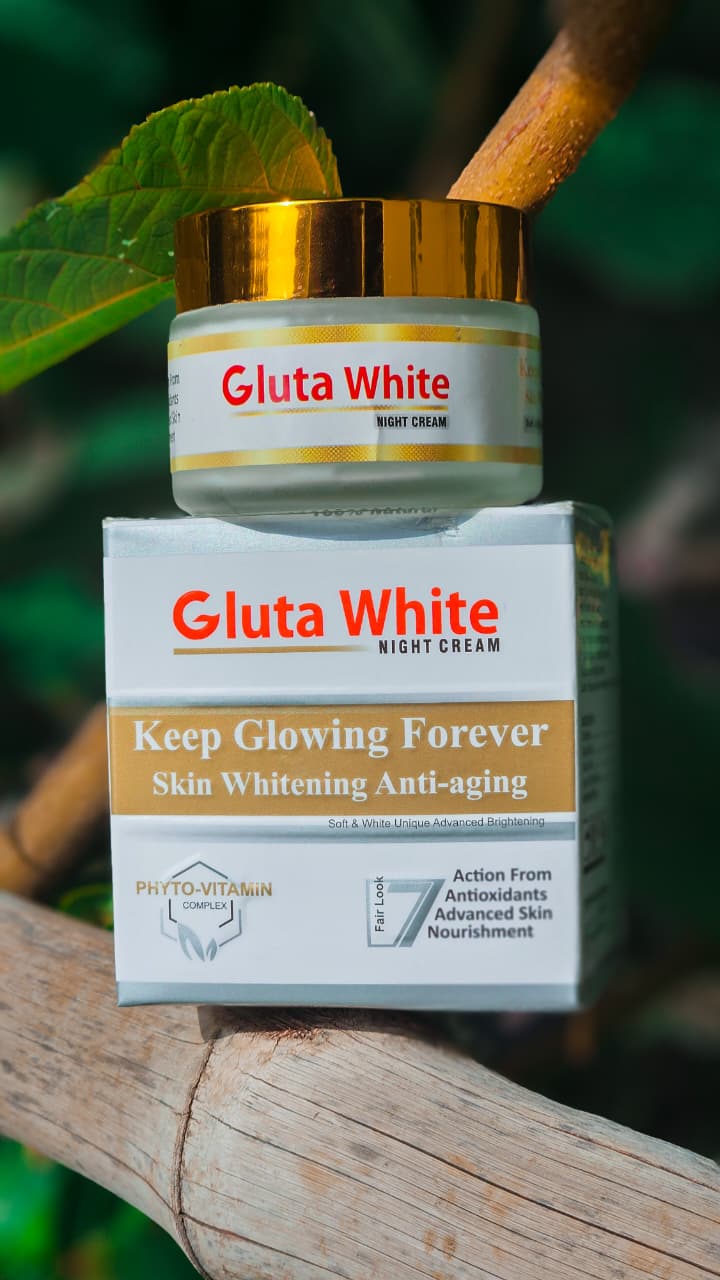 Whitening Capsule vs Glutathione Cream – Which is More Effective in Pakistan?